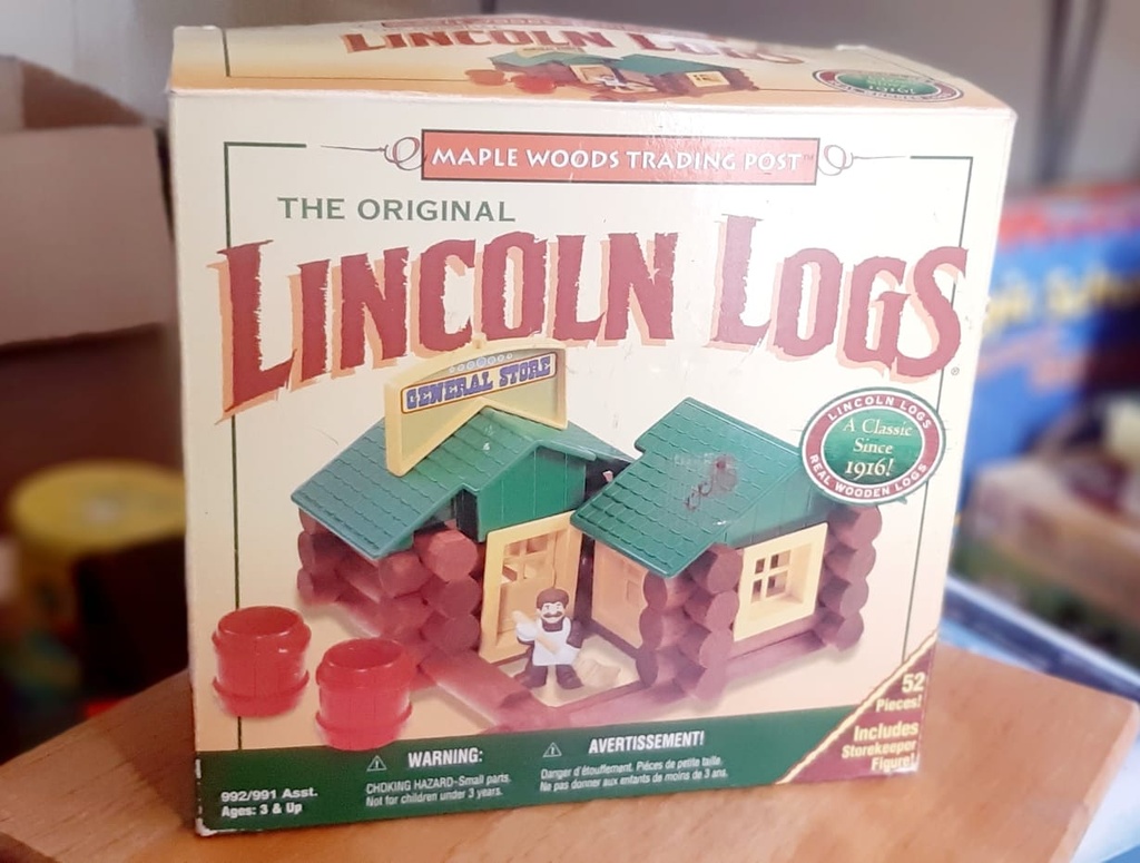 Lincoln Logs: Walnut Woods Schoolhouse